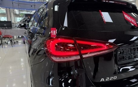 Mercedes-Benz A-Класс, 2018 год, 2 499 000 рублей, 7 фотография