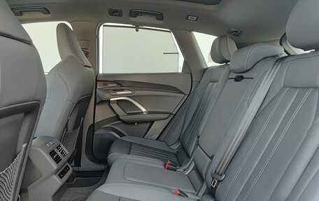 Audi Q5, 2026 год, 8 700 000 рублей, 15 фотография