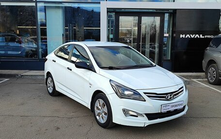 Hyundai Solaris II рестайлинг, 2014 год, 939 000 рублей, 3 фотография