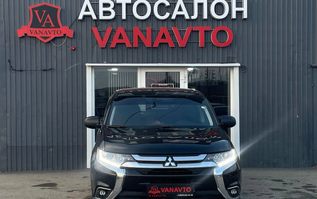 Mitsubishi Outlander III рестайлинг 3, 2017 год, 1 599 000 рублей, 2 фотография