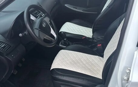 Hyundai Solaris II рестайлинг, 2016 год, 720 000 рублей, 5 фотография