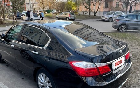 Honda Accord IX рестайлинг, 2013 год, 1 900 000 рублей, 9 фотография