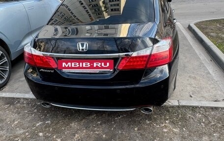 Honda Accord IX рестайлинг, 2013 год, 1 900 000 рублей, 7 фотография