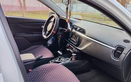 KIA Rio IV, 2021 год, 1 660 000 рублей, 6 фотография