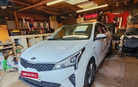 KIA Rio IV, 2021 год, 1 660 000 рублей, 8 фотография