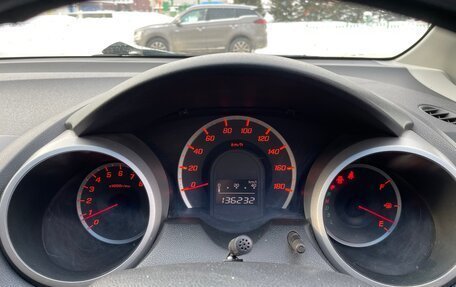 Honda Fit III, 2010 год, 770 000 рублей, 8 фотография