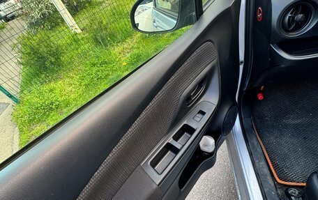 Toyota Vitz, 2019 год, 999 990 рублей, 6 фотография