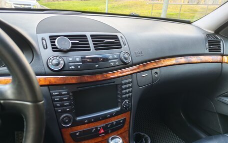 Mercedes-Benz E-Класс, 2008 год, 1 100 000 рублей, 10 фотография