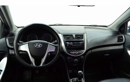 Hyundai Solaris II рестайлинг, 2011 год, 849 000 рублей, 11 фотография