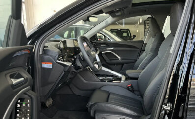 Audi Q5, 2025 год, 8 800 000 рублей, 2 фотография