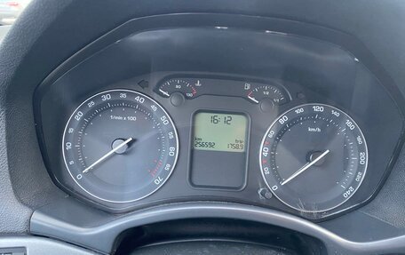 Skoda Octavia, 2005 год, 535 000 рублей, 21 фотография