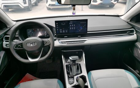 Geely Emgrand, 2023 год, 1 577 000 рублей, 10 фотография