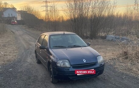 Renault Clio III, 2001 год, 99 000 рублей, 6 фотография