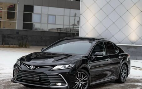 Toyota Camry, 2023 год, 4 350 000 рублей, 1 фотография