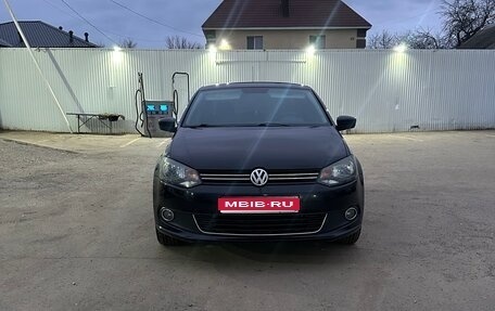 Volkswagen Polo VI (EU Market), 2011 год, 710 000 рублей, 1 фотография