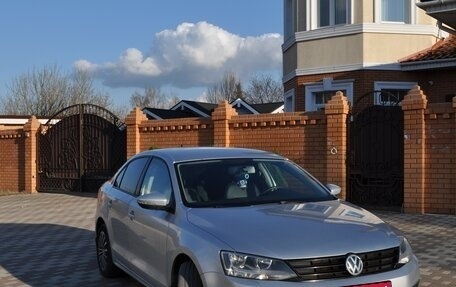 Volkswagen Jetta VI, 2015 год, 1 080 000 рублей, 1 фотография