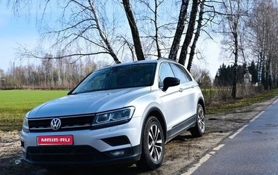 Volkswagen Tiguan II, 2019 год, 2 050 000 рублей, 1 фотография
