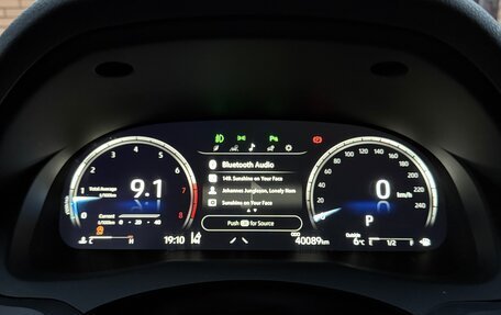 Toyota Camry, 2023 год, 4 350 000 рублей, 5 фотография