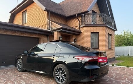 Toyota Camry, 2023 год, 4 350 000 рублей, 4 фотография