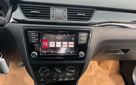 Skoda Rapid I, 2017 год, 1 200 000 рублей, 9 фотография