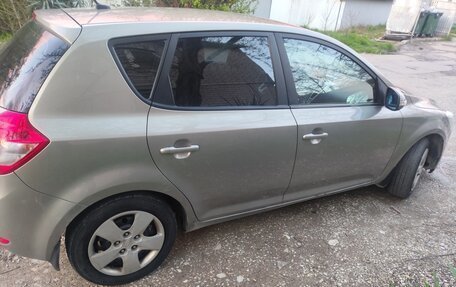 KIA cee'd I рестайлинг, 2010 год, 670 000 рублей, 7 фотография