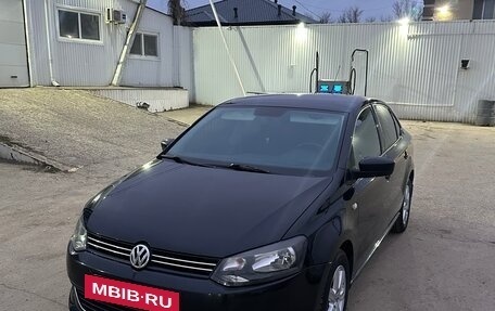 Volkswagen Polo VI (EU Market), 2011 год, 710 000 рублей, 2 фотография