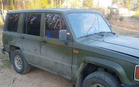 Isuzu Trooper I, 1987 год, 300 000 рублей, 2 фотография