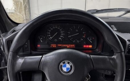 BMW 5 серия, 1988 год, 448 000 рублей, 3 фотография