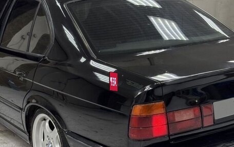 BMW 5 серия, 1988 год, 448 000 рублей, 13 фотография