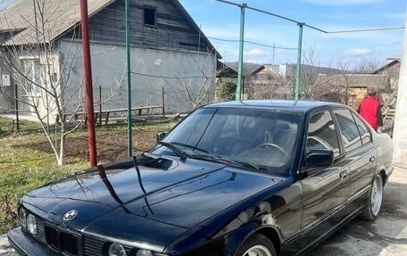 BMW 5 серия, 1988 год, 448 000 рублей, 15 фотография