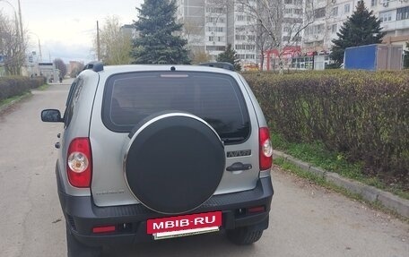 Chevrolet Niva I рестайлинг, 2013 год, 600 000 рублей, 3 фотография