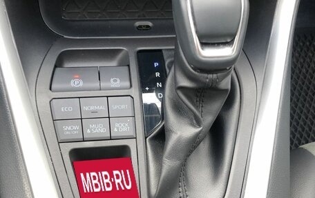 Toyota RAV4, 2025 год, 4 347 000 рублей, 17 фотография