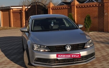 Volkswagen Jetta VI, 2015 год, 1 080 000 рублей, 5 фотография