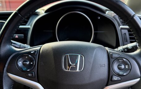 Honda Fit III, 2019 год, 1 355 000 рублей, 8 фотография