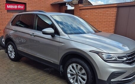 Volkswagen Tiguan II, 2021 год, 3 000 000 рублей, 5 фотография