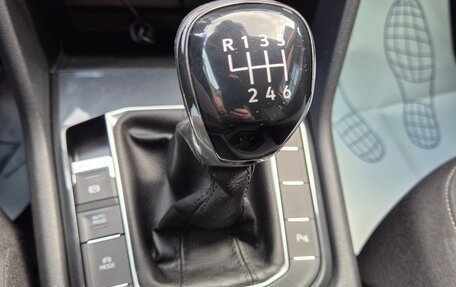 Volkswagen Tiguan II, 2021 год, 3 000 000 рублей, 8 фотография