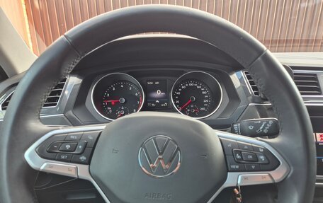 Volkswagen Tiguan II, 2021 год, 3 000 000 рублей, 14 фотография