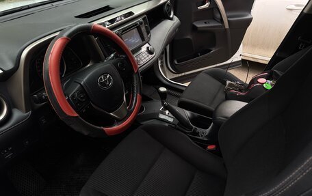 Toyota RAV4, 2015 год, 1 869 963 рублей, 3 фотография