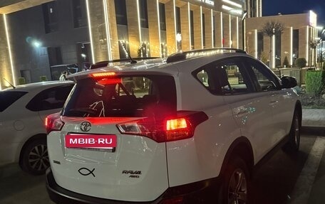 Toyota RAV4, 2015 год, 1 869 963 рублей, 11 фотография