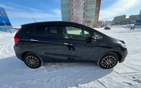 Honda Fit III, 2018 год, 1 480 000 рублей, 4 фотография