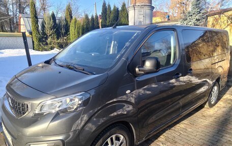 Peugeot Traveller I, 2021 год, 3 500 000 рублей, 2 фотография