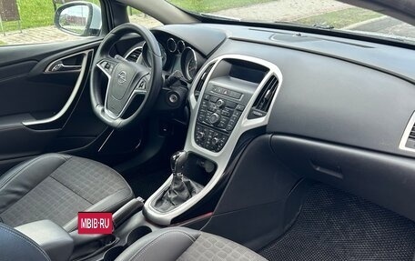 Opel Astra J, 2012 год, 850 000 рублей, 13 фотография