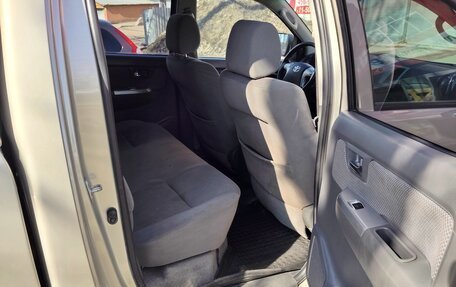 Toyota Hilux VII, 2012 год, 2 100 000 рублей, 21 фотография