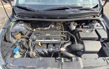 Hyundai Solaris II рестайлинг, 2012 год, 700 000 рублей, 9 фотография