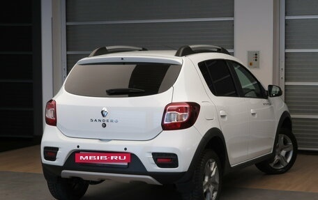 Renault Sandero II рестайлинг, 2020 год, 890 000 рублей, 2 фотография