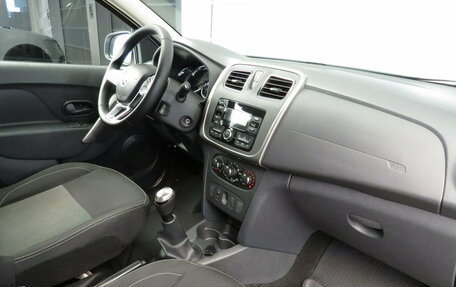 Renault Sandero II рестайлинг, 2020 год, 890 000 рублей, 5 фотография