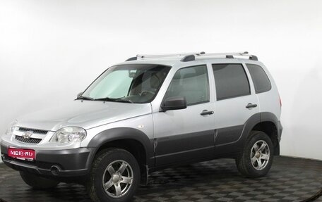 Chevrolet Niva I рестайлинг, 2018 год, 815 000 рублей, 1 фотография