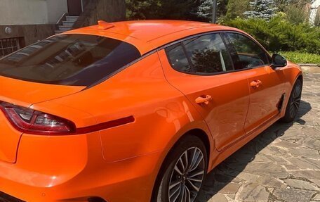 KIA Stinger I, 2019 год, 2 300 000 рублей, 3 фотография