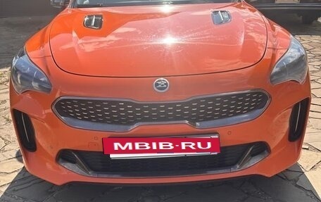 KIA Stinger I, 2019 год, 2 300 000 рублей, 2 фотография