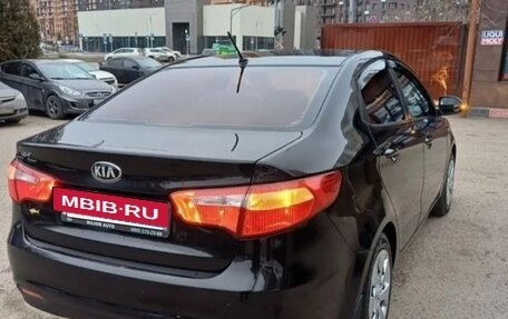 KIA Rio III рестайлинг, 2013 год, 1 100 000 рублей, 5 фотография